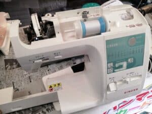 修理完了 シンガーミシン CE-51 スタートボタン押してもミシン動かない ...